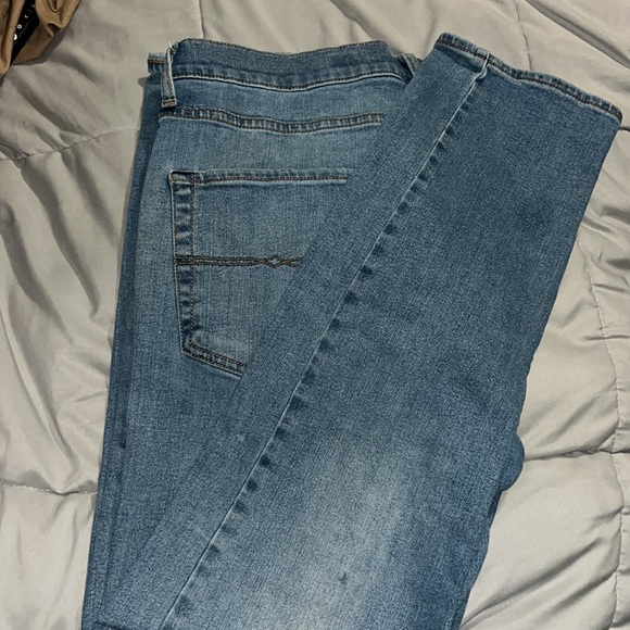 Men’s Lucky Brand Jeans - Picture 10 of 12